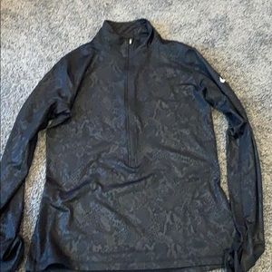 NIKE half zip